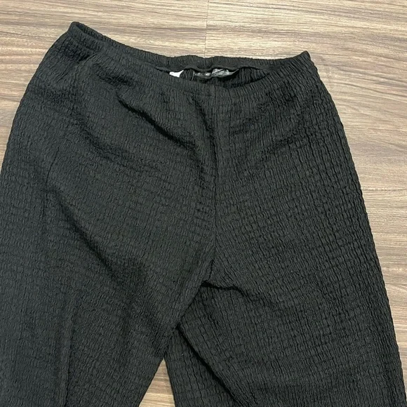 H&M flowy pants - Picture 3 of 3